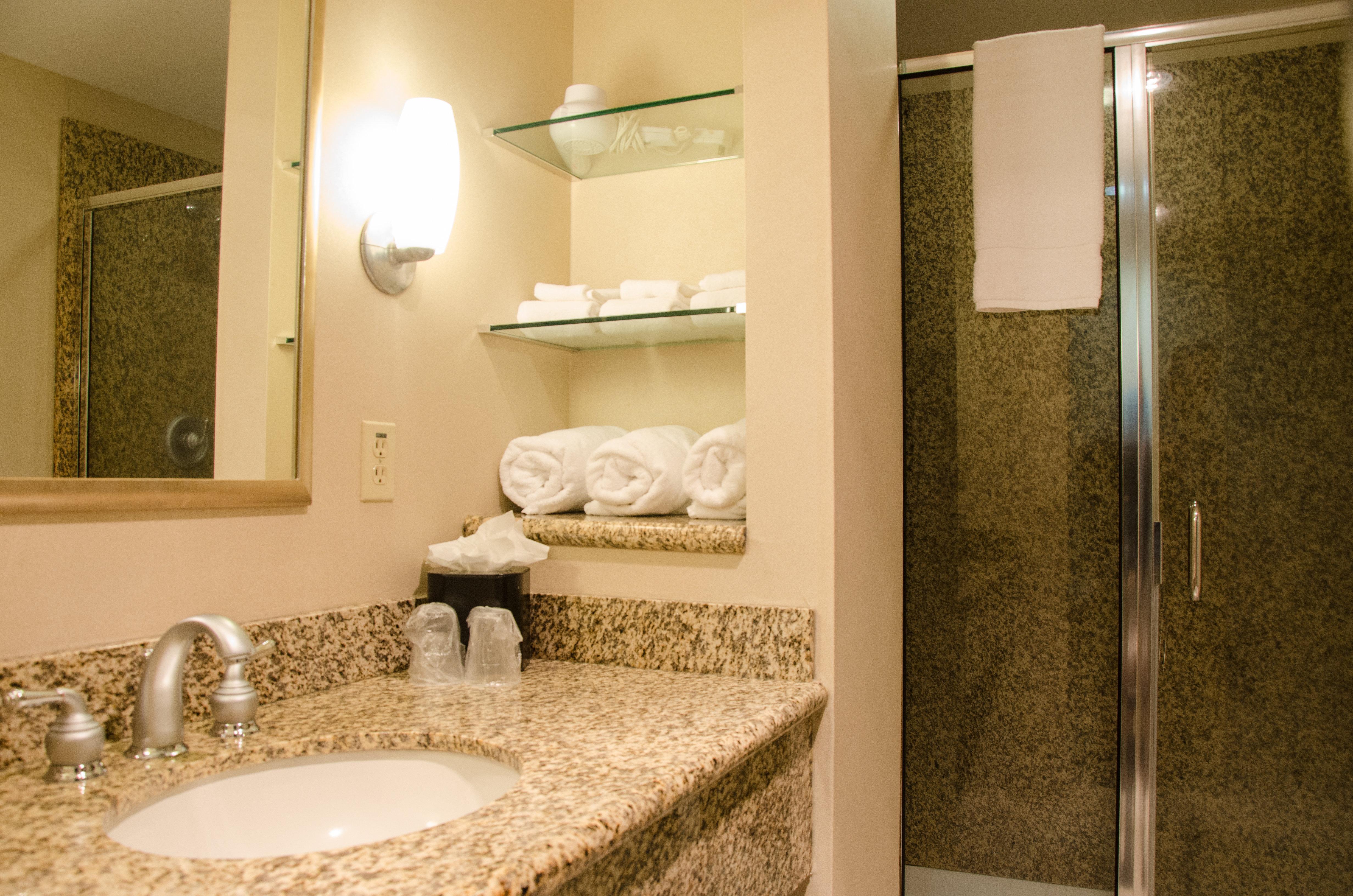 Holiday Inn Hotel Pewaukee-Milwaukee West By Ihg Exterior foto