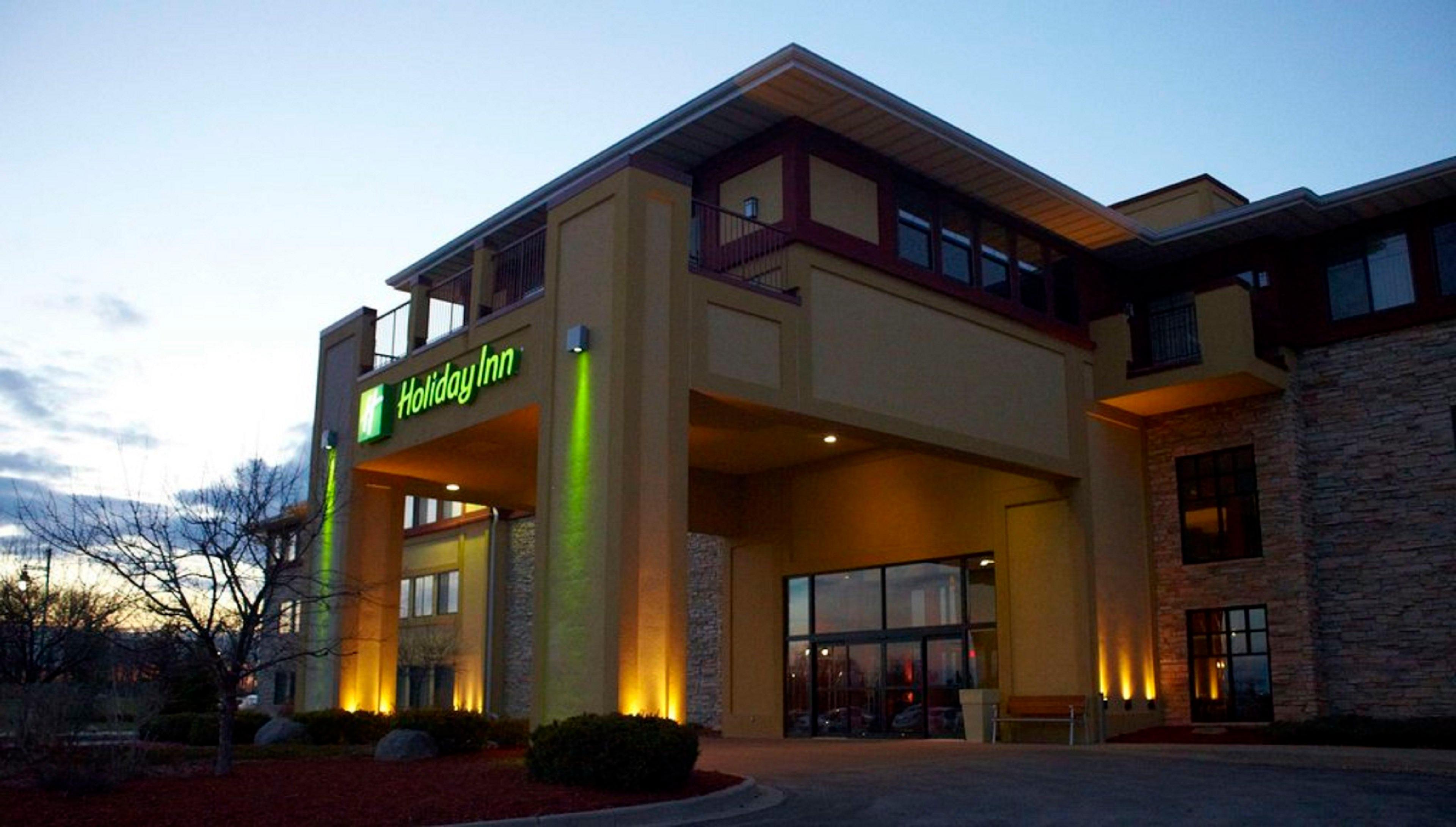 Holiday Inn Hotel Pewaukee-Milwaukee West By Ihg Exterior foto