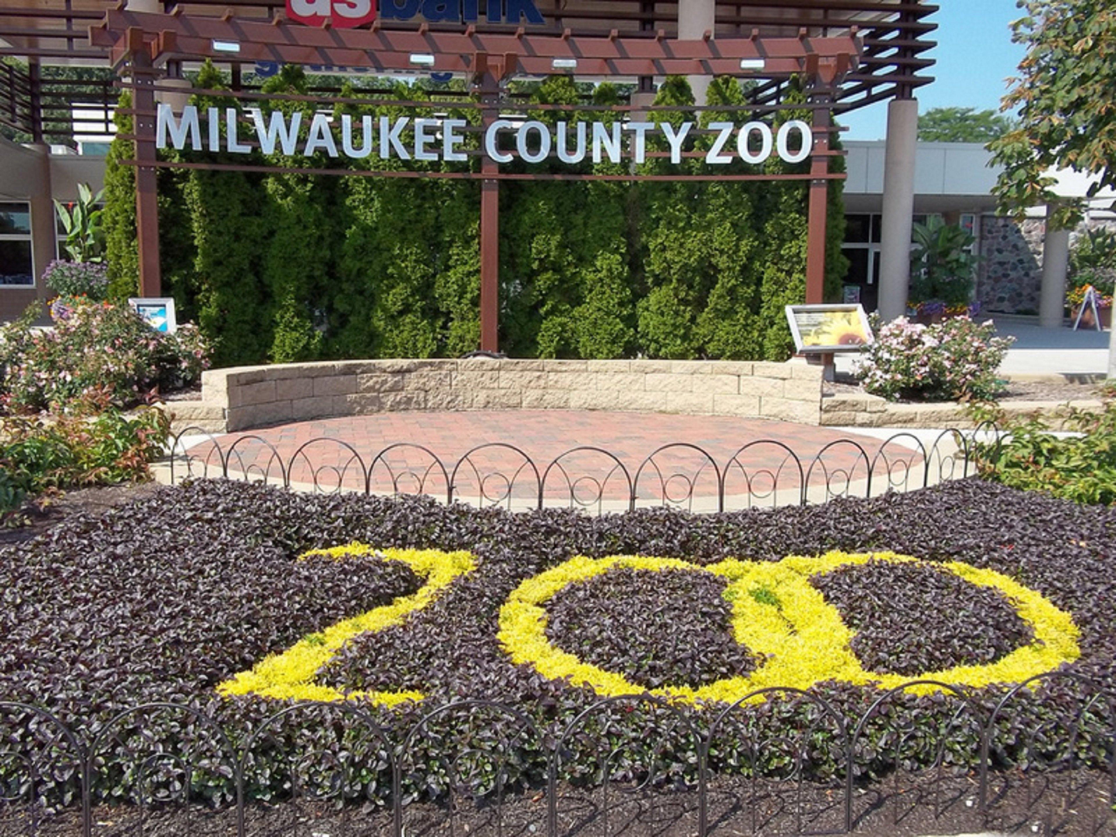 Holiday Inn Hotel Pewaukee-Milwaukee West By Ihg Exterior foto
